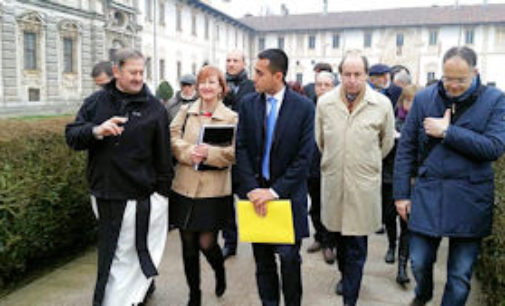 PAVIA 12/12/2014: Il vice presidente della Camera Di Maio (M5s) oggi in visita alla Certosa e alla Fondazione Maugeri