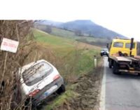 GODIASCO 03/03/2015: Auto finisce nel fosso. Illeso 50enne di Varzi