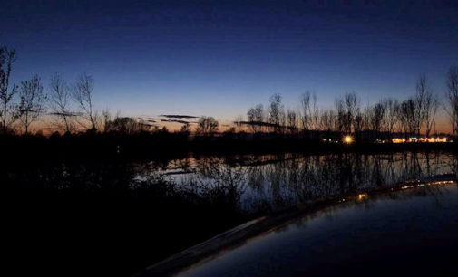 VOGHERA 17/04/2015: Bivacchi notturni con tanto di fuocherello e cacciatori di frodo. A rischio la tranquillità del Parco delle Folaghe. Si punta alla chiusura degli accessi