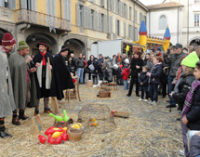 VOGHERA 05/01/2017: Domani in città la Befana degli animali pro Enpa