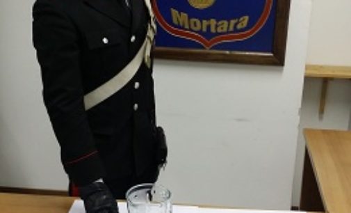 MORTARA 20/02/2017: Ruba a scuola la tessera punti della Bennet per prendere le pentole. Era la donna delle pulizie