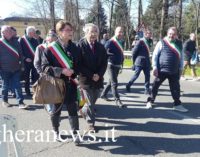 PAVIA 11/03/2017: Questa mattina alla Becca la grande marcia dei sindaci e dei cittadini per chiedere un ponte nuovo