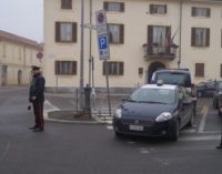 CASTEGGIO 21/04/2017: Rissa in Piazza. Denunciate sei persone. Una è grave