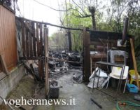 VOGHERA 12/04/2017: Fuoco nel capanno di un’abitazione. Momenti di paura per una famiglia di strada Braide. Prima le fiamme e poi l’esplosione di una bombola di Gpl