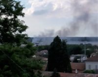 STRADELLA 06/06/2017: Incendio al centro di stoccaggio dei rifiuti. Pompieri a lavoro