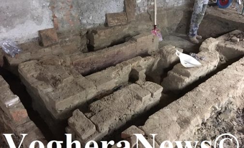 VOGHERA 10/12/2018: Spuntano mura medievali. Risvolto “archeologico” durante il cantiere per la ristrutturazione del Teatro Sociale