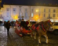 VOGHERA 09/12/2019: “Scopriamo Voghera” porta in città la slitta di Babbo Natale