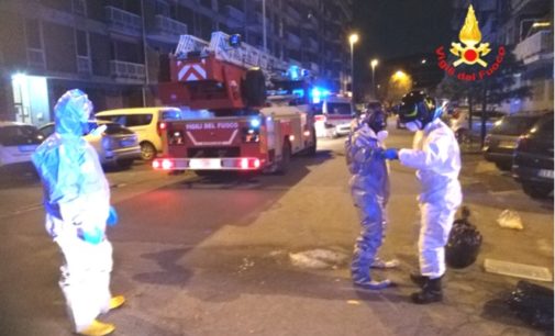 SANNAZZARO 12/03/2020: Misure anti virus per i vigili del fuoco durante un soccorso