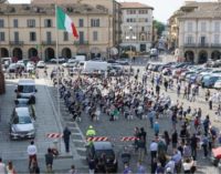 VOGHERA 30/05/2020: Centinaia in Duomo e in piazza per l’ultimo saluto a Giacomo Jon