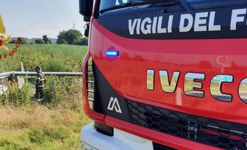 BRONI 23/07/2020: Ultra leggero cade e provoca incendio sulla A21. Salvo ma ferito il pilota