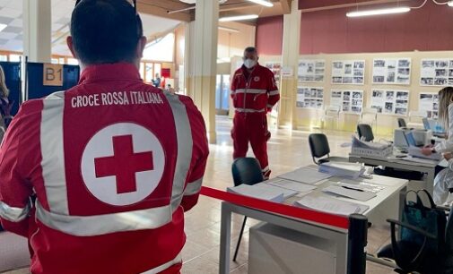 VOGHERA 16/03/2021: Vaccinazione anti coronavirus. Anche la Croce Rossa impegnata nell’attività del centro vaccinale all’Auser