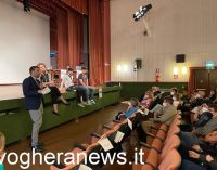 VOGHERA 13/05/2022:  “Una rosa che arriva dopo uno schiaffo non è mai amore“. Oggi la giornata formativa per gli studenti voluta della Prefettura sulla Violenza di genere