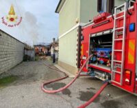 NICORVO 19/11/2022: Incendio in abitazione. Distrutto il tetto