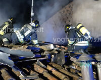 BASTIDA PANCARANA 13/02/2023: Incendio distrugge abitazione. Salvata dai pompieri quella attigua