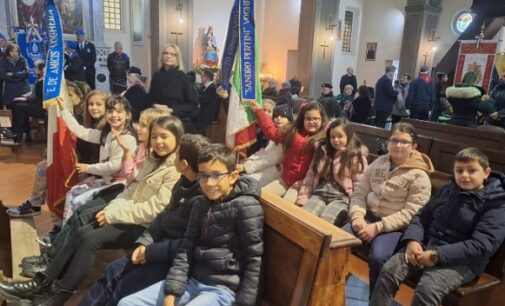 VOGHERA 15/11/2023: Gli alunni della De Amicis alla Celebrazione dei 100 anni dell’Istituto del Nastro Azzurro e dei 90 anni della Sezione del Fante