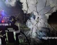 MONTEBELLO 19/03/2024: Auto esce di strada e si incendia. Miracolosamente salva una ragazza