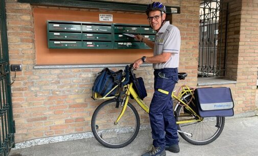 VOGHERA 05/06/2024: Bike day. Anche un vogherese tra i postini che in provincia recapitano con la bici