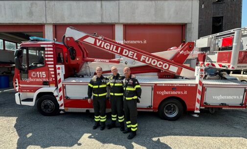 VOGHERA 10/07/2024: Autoscala dei Vigili del fuoco. Arrivata finalmente in città una “piattaforma aerea” che risolverà molti problemi nel soccorso nei casi di incendio e non solo