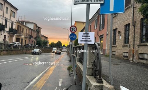 VOGHERA 24/10/2024: Strade. Guasto il semaforo che indica l’allagameno del sottopasso