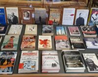 VOGHERA 26/01/2025: Giorno della Memoria. In biblioteca una vetrina dedicata alla tematica