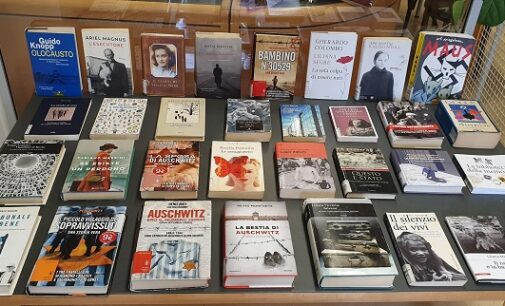 VOGHERA 26/01/2025: Giorno della Memoria. In biblioteca una vetrina dedicata alla tematica