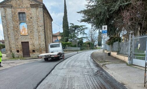 RIVANAZZANO TERME 19/03/2025: In corso in città una serie di asfaltature… anche sulla strada fra Nazzano e Buscofà